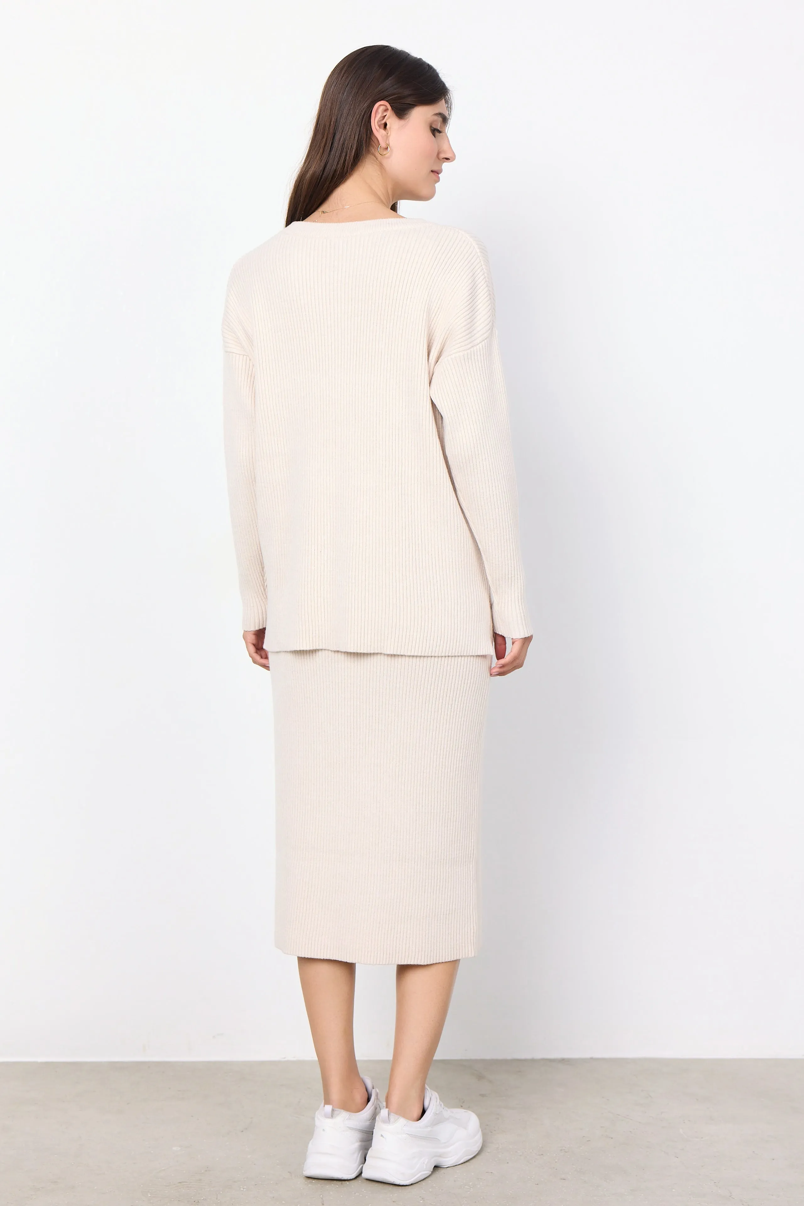 Kanita 10 Sweater