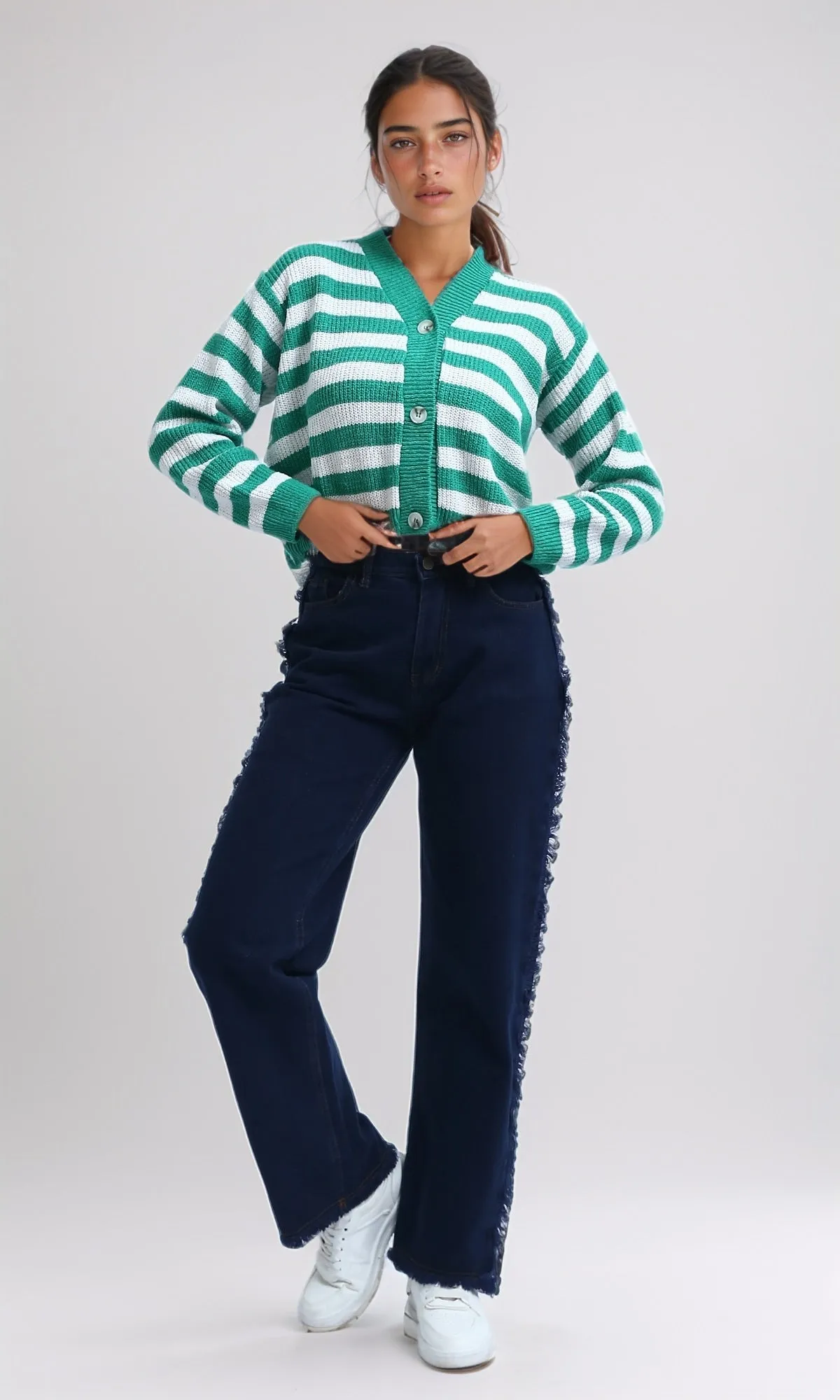 O200309 - Feminine Long Sleeves Short Cardigan - Green & White