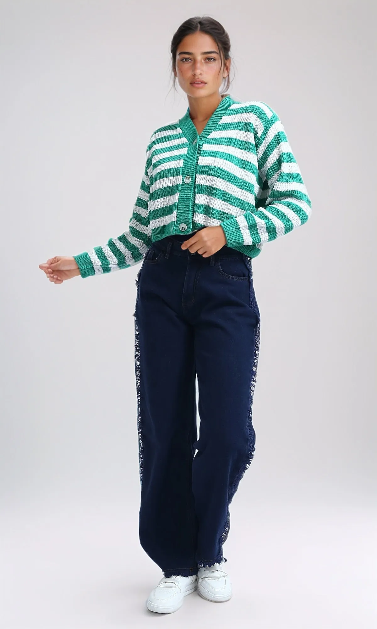 O200309 - Feminine Long Sleeves Short Cardigan - Green & White